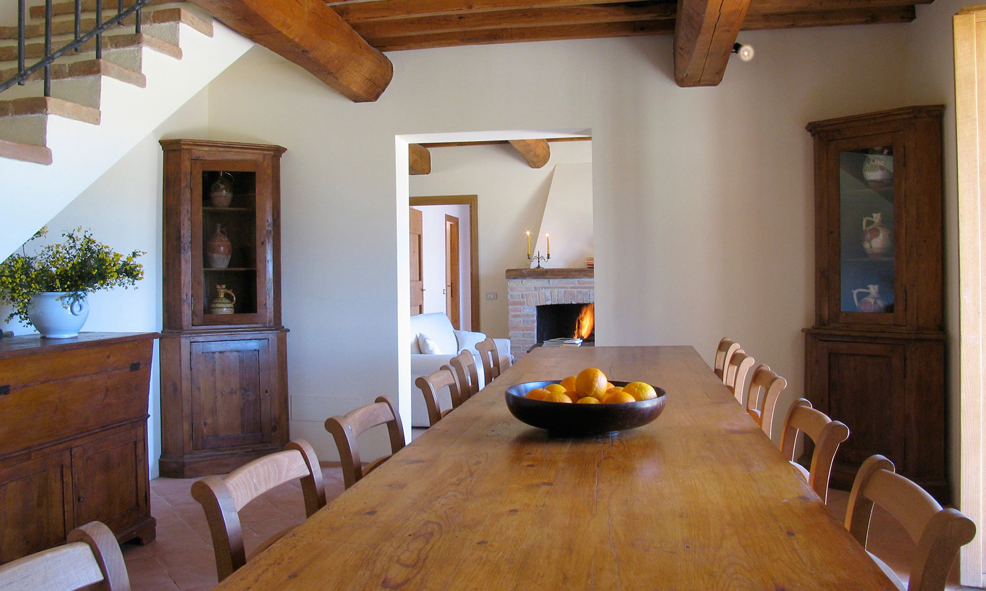 True Umbria Villa Cipresso Living 01 True Umbria Villa Cipresso Living 01