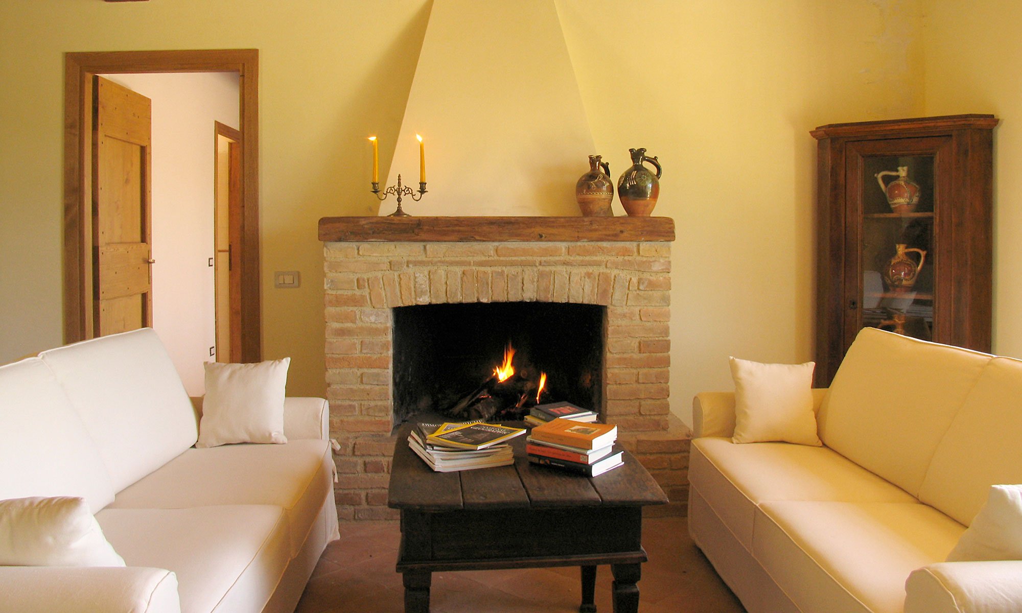 True Umbria Villa Cipresso Living With Open Fireplace True Umbria Villa Cipresso Living With Open Fireplace